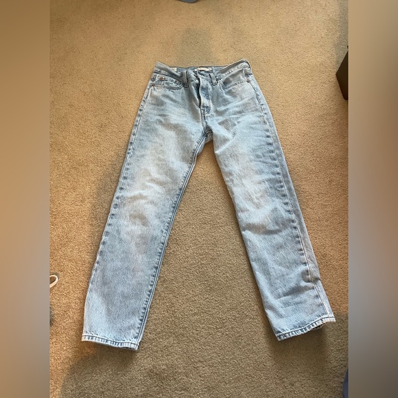 Levi’s Wedgie Straight - Picture 2 of 4